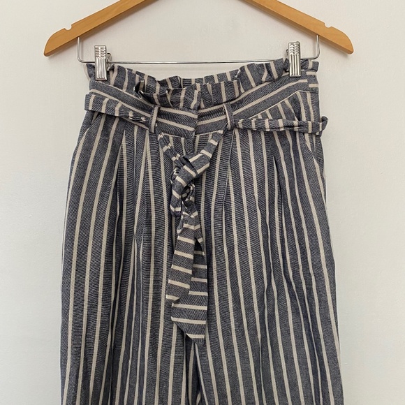 Urban Outfitters Gianna Striped High-Rise Paperbag Linen Blend Pants - Picture 2 of 5
